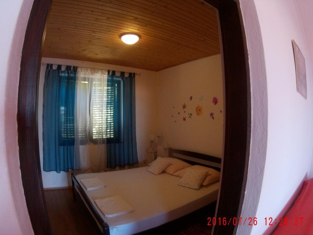 Apartman Luburic Pinezići 外观 照片